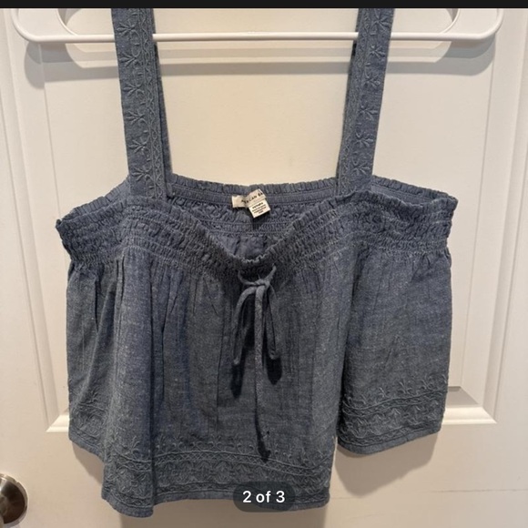 NWT AMERICAN EAGLE BlUE CROP TANK TOP - Picture 2 of 3